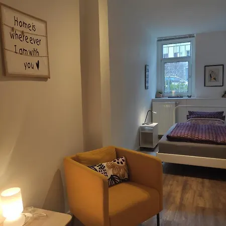 菲罗所费维尔特尔公寓 *